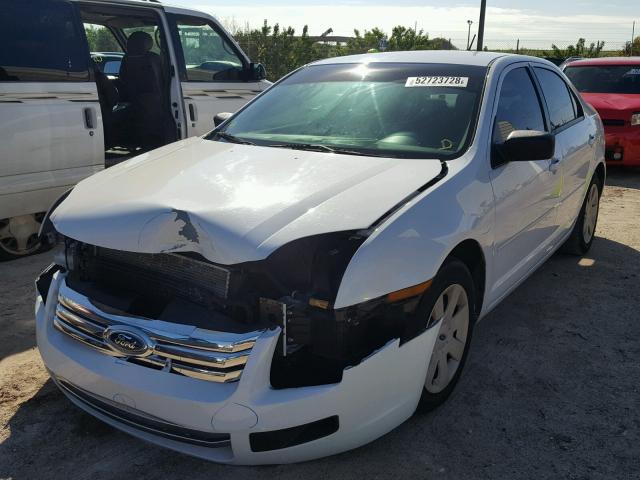 3FAHP06Z67R228167 - 2007 FORD FUSION S WHITE photo 2