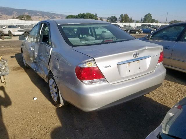 4T1BE30K26U122286 - 2006 TOYOTA CAMRY LE SILVER photo 3