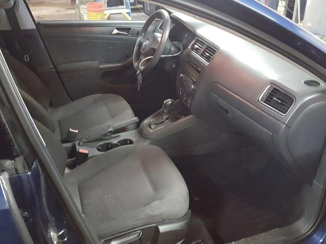 3VW2K7AJ4BM074554 - 2011 VOLKSWAGEN JETTA BASE Կապույտ լուսանկար 5