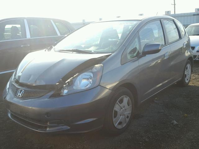 JHMGE8H39DC021901 - 2013 HONDA FIT GRAY photo 2