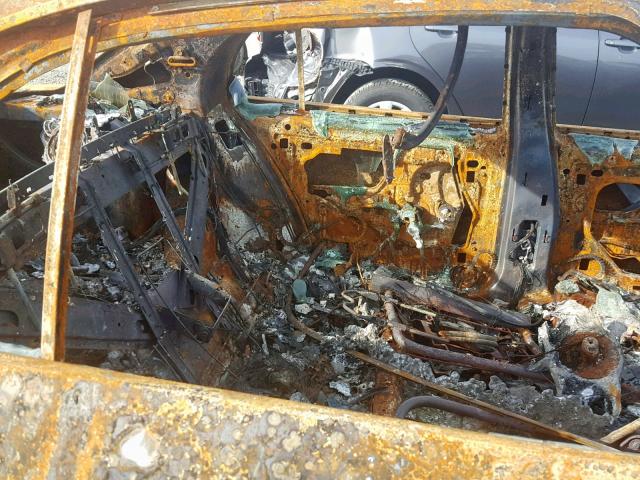 1G4CU541X44105673 - 2004 BUICK PARK AVENU BURN photo 6