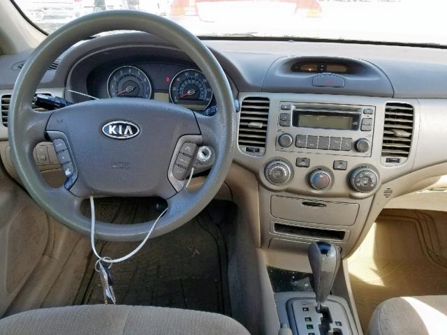 KNAGE123875117512 - 2007 KIA OPTIMA WHITE photo 9