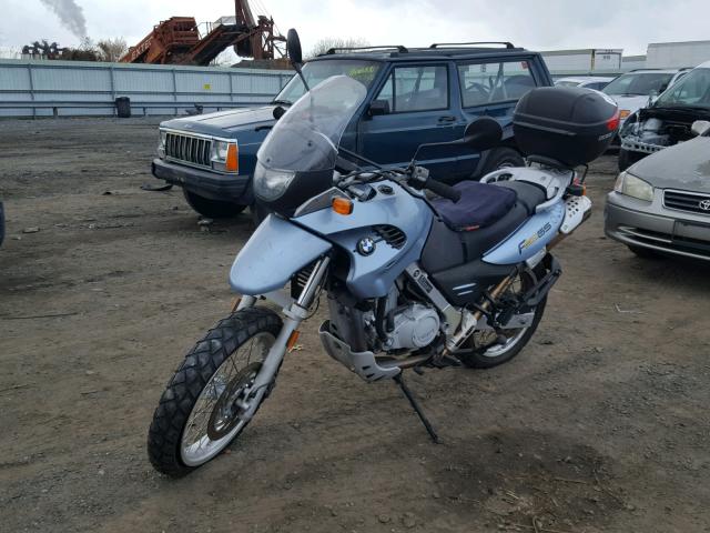 WB10182A01ZE45806 - 2001 BMW F650 GS BLUE photo 2