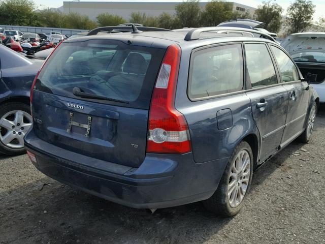 YV1MW682452054626 - 2005 VOLVO V50 T5 BLUE photo 4