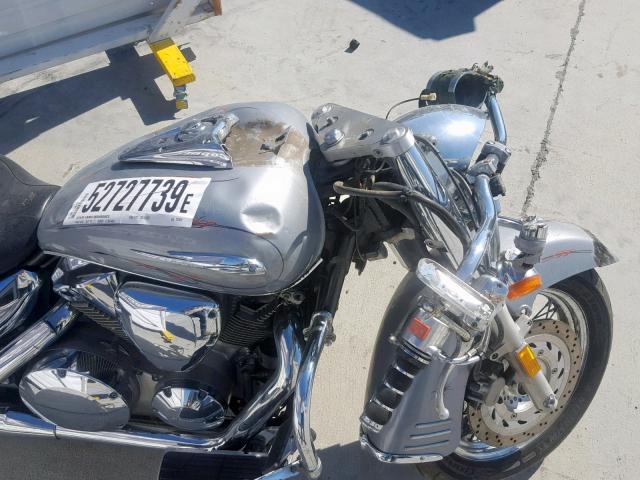 1HFSC52085A203459 - 2005 HONDA VT1300 S SILVER photo 5