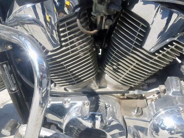 1HFSC52085A203459 - 2005 HONDA VT1300 S SILVER photo 7