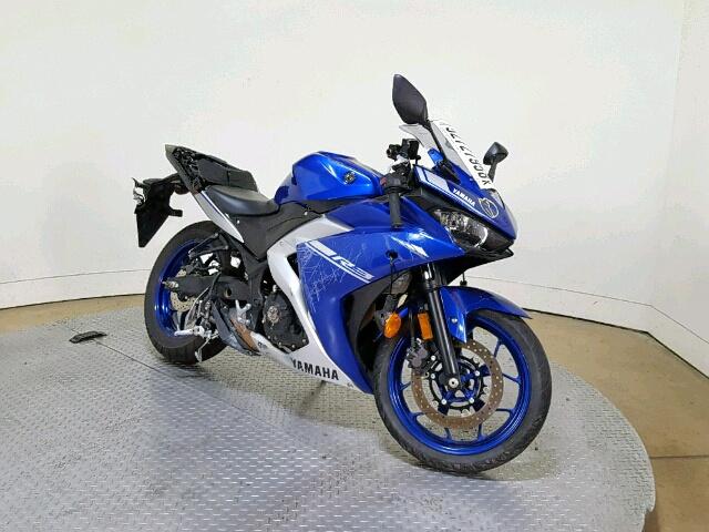 MH3RH06Y3HK015509 - 2017 YAMAHA YZFR3 BLUE photo 2