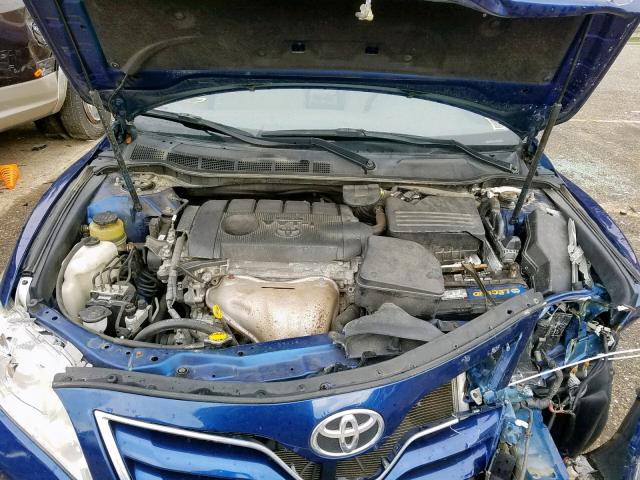 4T1BF3EK7BU685818 - 2011 TOYOTA CAMRY BASE BLUE photo 7