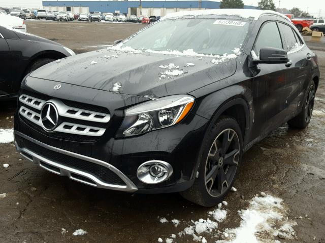 WDCTG4GB7JJ408704 - 2018 MERCEDES-BENZ GLA 250 4M BLACK photo 2