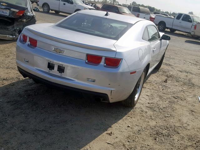 2G1FE1EV1A9203985 - 2010 CHEVROLET CAMARO LS SILVER photo 4