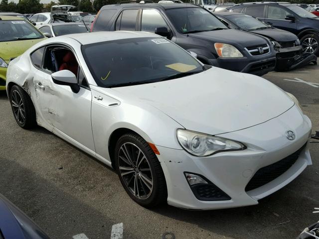JF1ZNAA14D2705597 - 2013 TOYOTA SCION FR-S WHITE photo 1