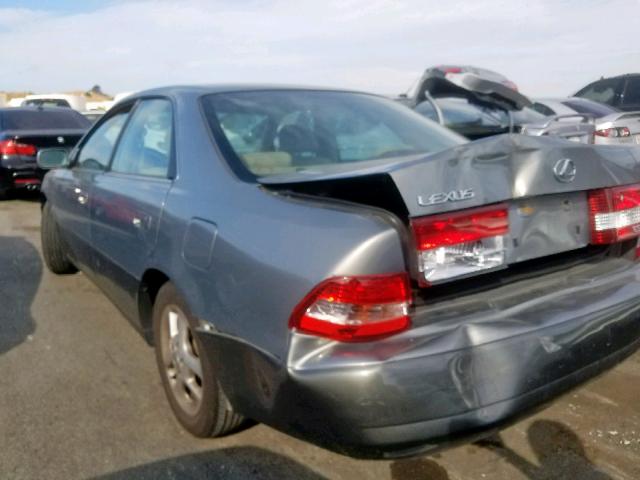 JT8BF28G9Y0278748 - 2000 LEXUS ES 300 SILVER photo 3