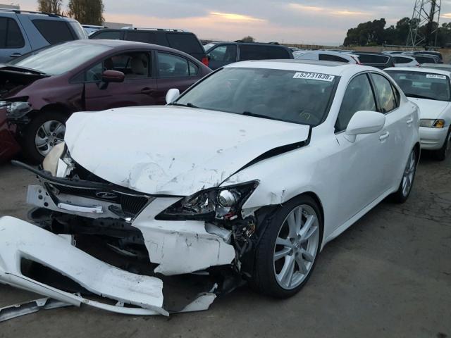 JTHBE262175012524 - 2007 LEXUS IS 350 WHITE photo 2