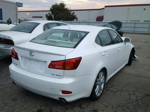 JTHBE262175012524 - 2007 LEXUS IS 350 WHITE photo 4