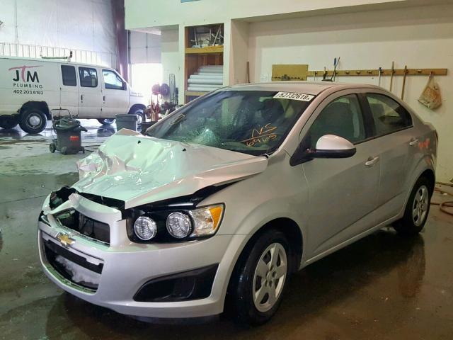 1G1JA5SH9F4166965 - 2015 CHEVROLET SONIC LS 银色 照片 2