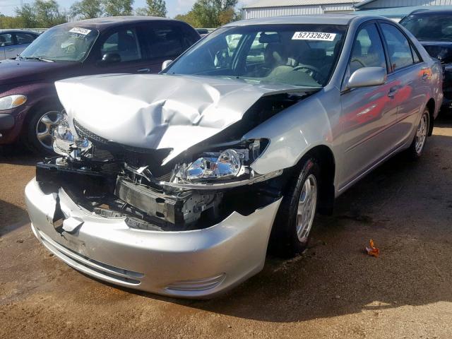 4T1BF30K23U042186 - 2003 TOYOTA CAMRY LE SILVER photo 2