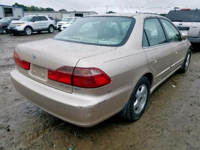 1HGCG1659YA028839 - 2000 HONDA ACCORD EX GOLD photo 4