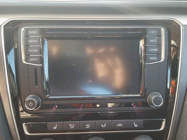 1VWDT7A39HC069920 - 2017 VOLKSWAGEN PASSAT R-L CHARCOAL photo 9