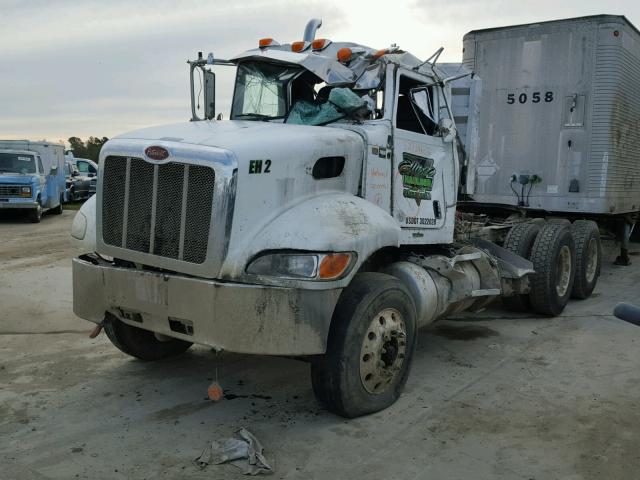 1XP9D59X6CD158637 - 2012 PETERBILT 382 WHITE photo 2