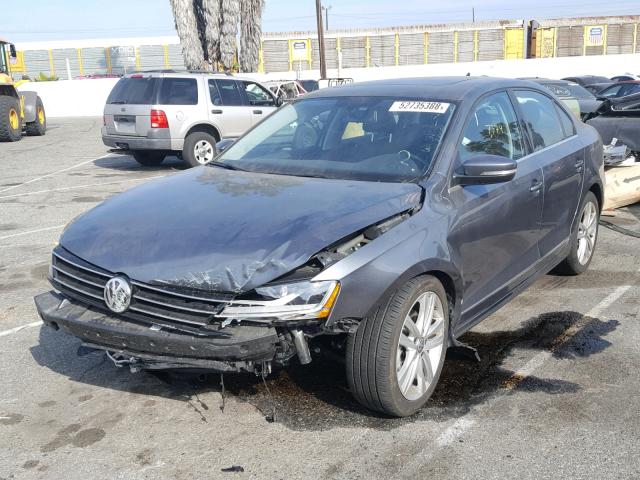 3VWL17AJ2HM372245 - 2017 VOLKSWAGEN JETTA SEL CHARCOAL photo 2