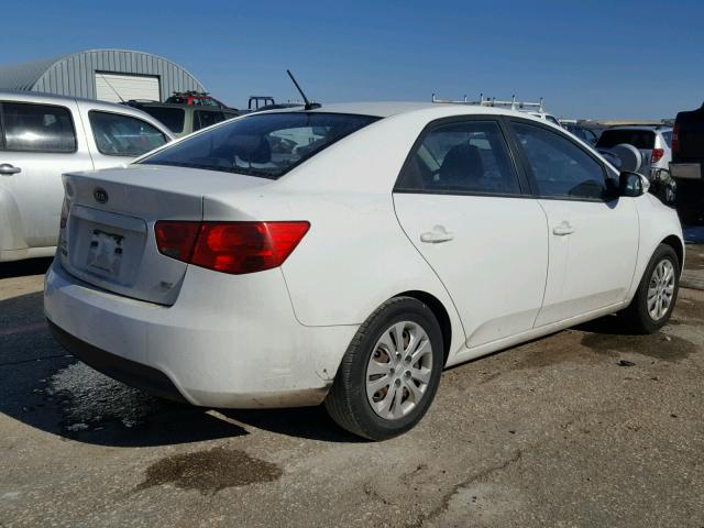 KNAFU4A28A5166662 - 2010 KIA FORTE EX WHITE photo 4