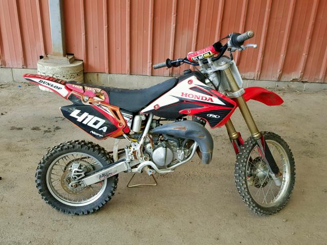 JH2HE07C96K301245 - 2006 HONDA CR85 R RED photo 1