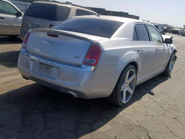 2C3CCACG5CH310278 - 2012 CHRYSLER 300 LIMITE SILVER photo 4