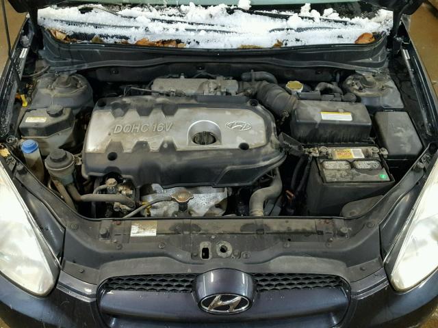 KMHCN36C67U017675 - 2007 HYUNDAI ACCENT SE BLUE photo 7