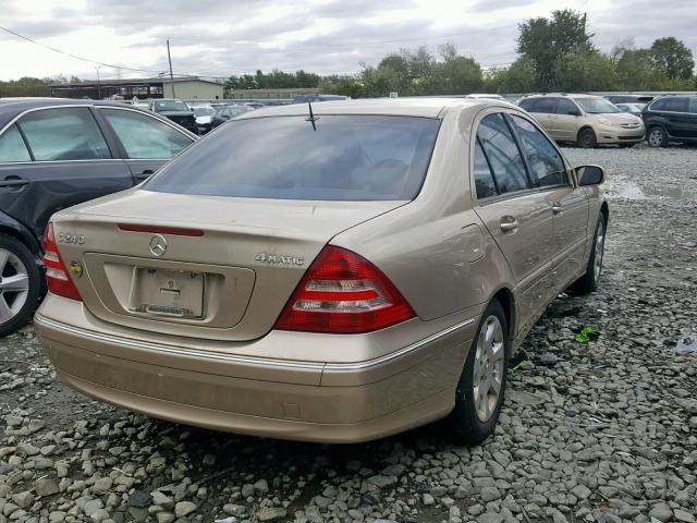 WDBRF81J65F635612 - 2005 MERCEDES-BENZ C 240 BEIGE photo 4