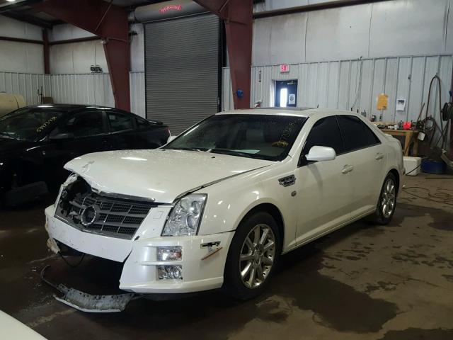 1G6DC67A160109055 - 2006 CADILLAC STS WHITE photo 2