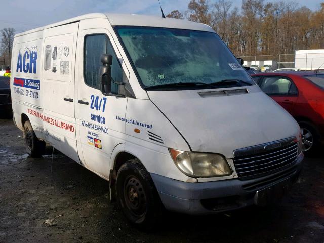 WD2YD241725344368 - 2002 FREIGHTLINER SPRINTER 2 WHITE photo 1