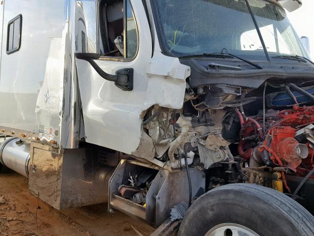 1FUJGEBG4CLBL7366 - 2012 FREIGHTLINER CASCADIA 1 WHITE photo 9