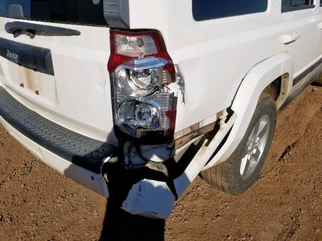 1J8HG48K67C574356 - 2007 JEEP COMMANDER თეთრი ფოტო 9