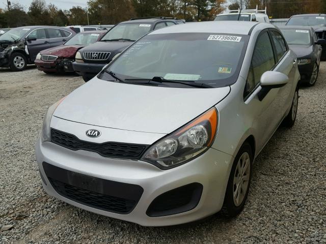 KNADM5A36E6347944 - 2014 KIA RIO LX SILVER photo 2