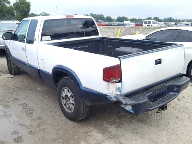 1GTDT19W228195108 - 2002 GMC SONOMA WHITE photo 3