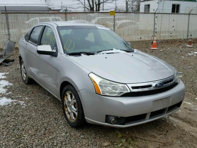 1FAHP36N09W133683 - 2009 FORD FOCUS SES SILVER photo 1