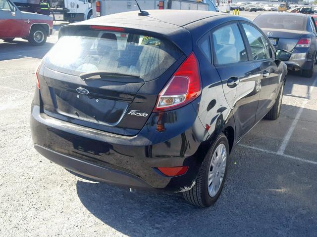 3FADP4TJXJM115945 - 2018 FORD FIESTA S BLACK photo 4