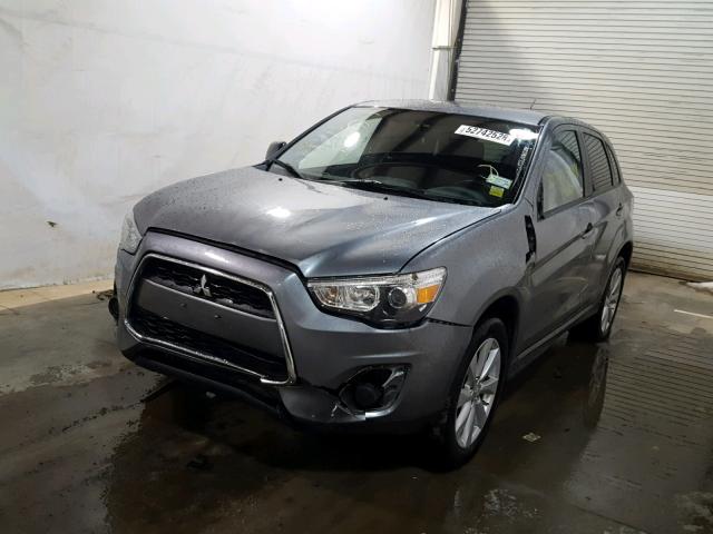 4A4AR3AU0EE024444 - 2014 MITSUBISHI OUTLANDER GRAY photo 2