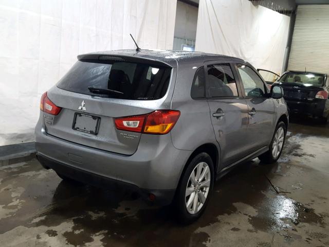 4A4AR3AU0EE024444 - 2014 MITSUBISHI OUTLANDER GRAY photo 4