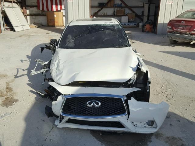 JN1EV7EK9JM342487 - 2018 INFINITI Q60 PREMIU WHITE photo 9