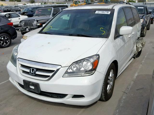 5FNRL38705B104546 - 2005 HONDA ODYSSEY EX WHITE photo 2