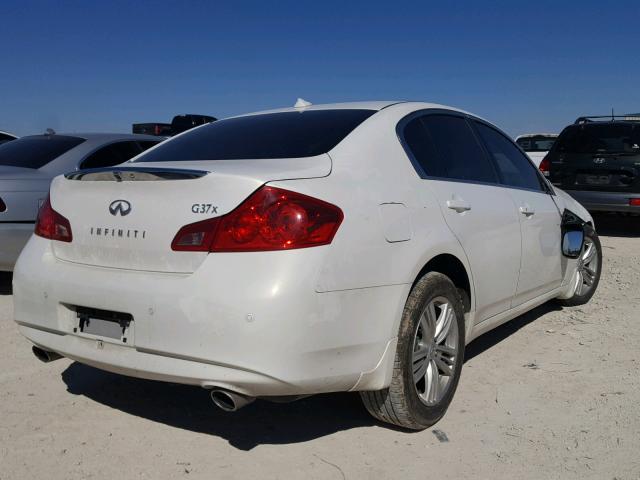 JN1CV6AR3AM459275 - 2010 INFINITI G37 WHITE photo 4