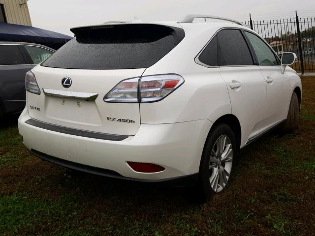 JTJBC1BA8A2402637 - 2010 LEXUS RX 450 WHITE photo 4