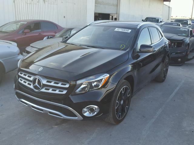 WDCTG4GB2JJ395053 - 2018 MERCEDES-BENZ GLA 250 4M BLACK photo 2