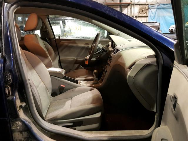 1G1ZC5E0XA4117060 - 2010 CHEVROLET MALIBU 1LT BLUE photo 5
