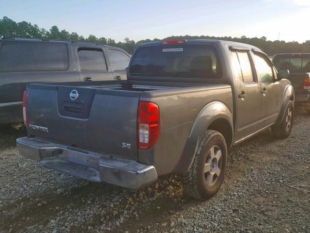 1N6AD07U86C424029 - 2006 NISSAN FRONTIER C GRAY photo 4