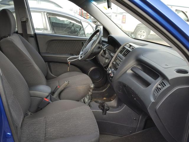 KNDJF724187479043 - 2008 KIA SPORTAGE L BLUE photo 5