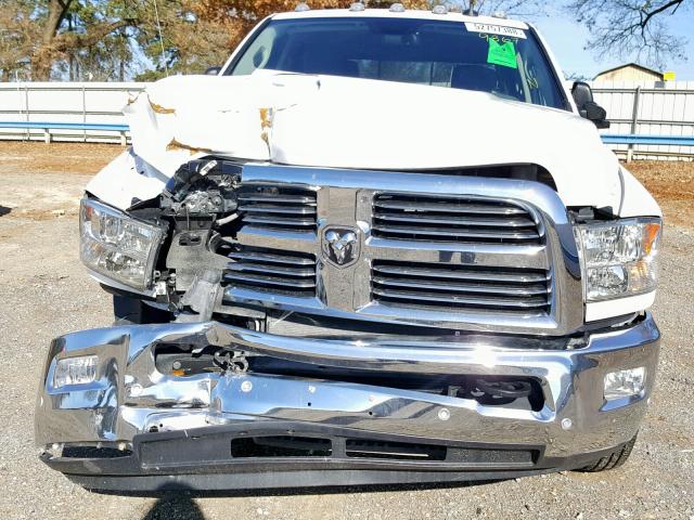 3C63RRHL2HG649867 - 2017 RAM 3500 SLT WHITE photo 7