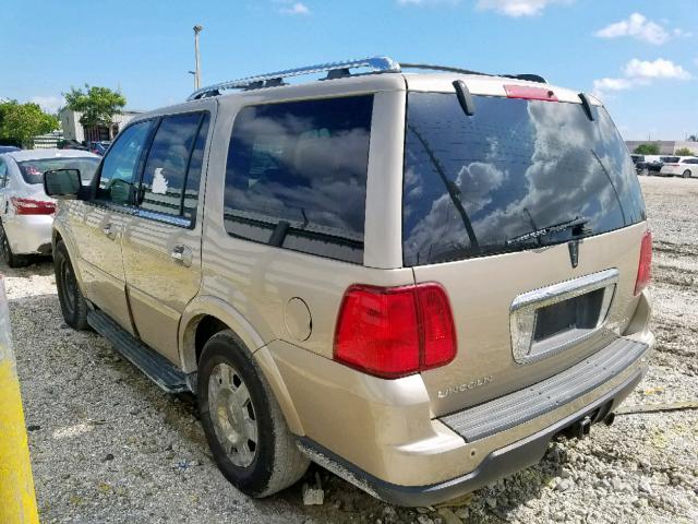 5LMFU28506LJ30130 - 2006 LINCOLN NAVIGATOR GOLD photo 3