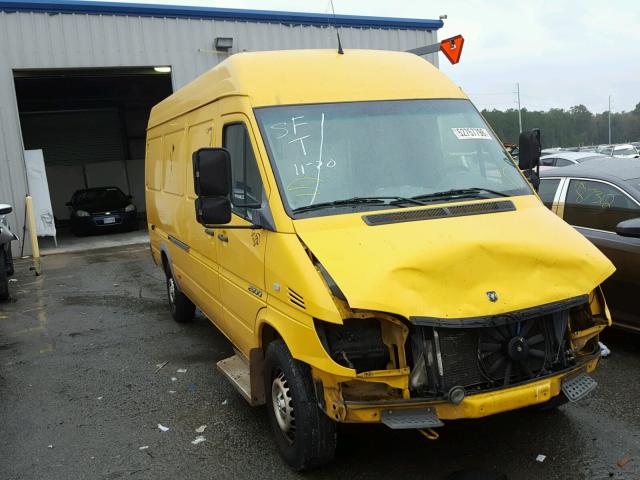 WD0PD744555857053 - 2005 DODGE SPRINTER 2 YELLOW photo 1